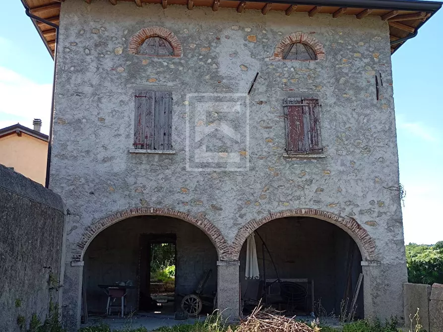 Immagine 8 di Rustico / casale in vendita  in Via San Vincenzo a Puegnago Sul Garda