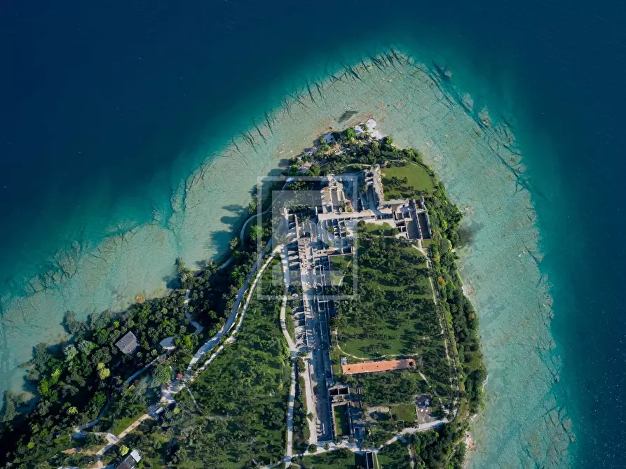 Immagine 33 di Appartamento in vendita  in Via Verona 147 a Sirmione