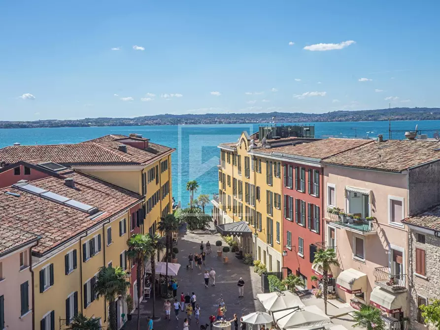 Immagine 31 di Appartamento in vendita  in Via Verona 147 a Sirmione