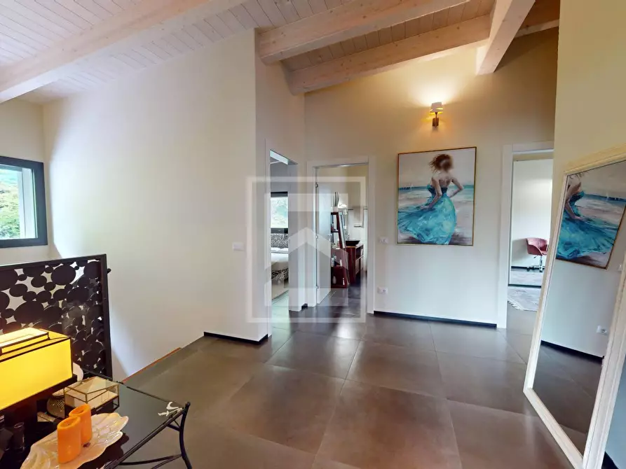 Immagine 12 di Villa in vendita  in via caravigla 22 a Padenghe Sul Garda