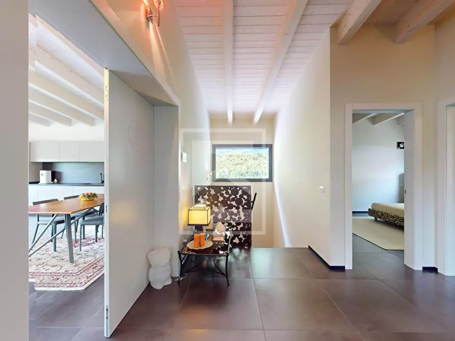 Immagine 14 di Villa in vendita  in via caravigla 22 a Padenghe Sul Garda