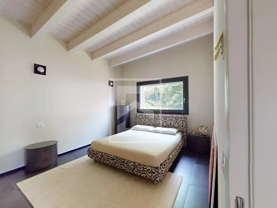 Immagine 15 di Villa in vendita  in via caravigla 22 a Padenghe Sul Garda