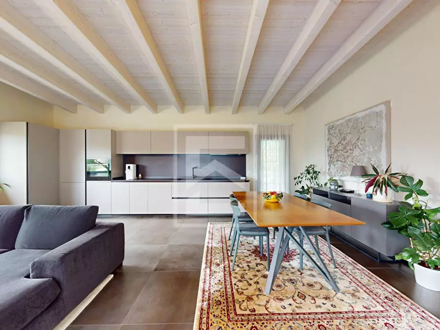 Immagine 9 di Villa in vendita  in via caravigla 22 a Padenghe Sul Garda