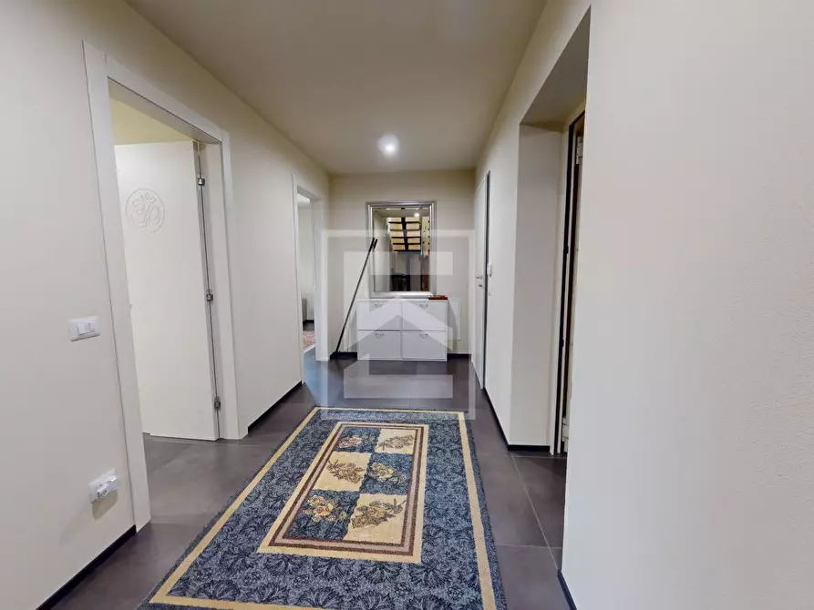 Immagine 26 di Villa in vendita  in via caravigla 22 a Padenghe Sul Garda