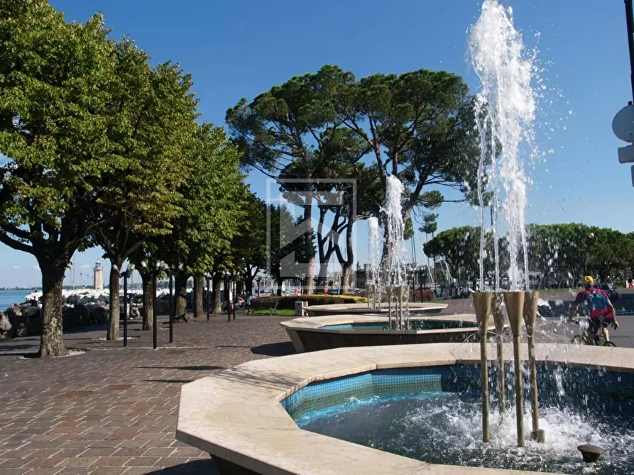 Immagine 10 di Rustico / casale in vendita  in garibaldi a Desenzano Del Garda