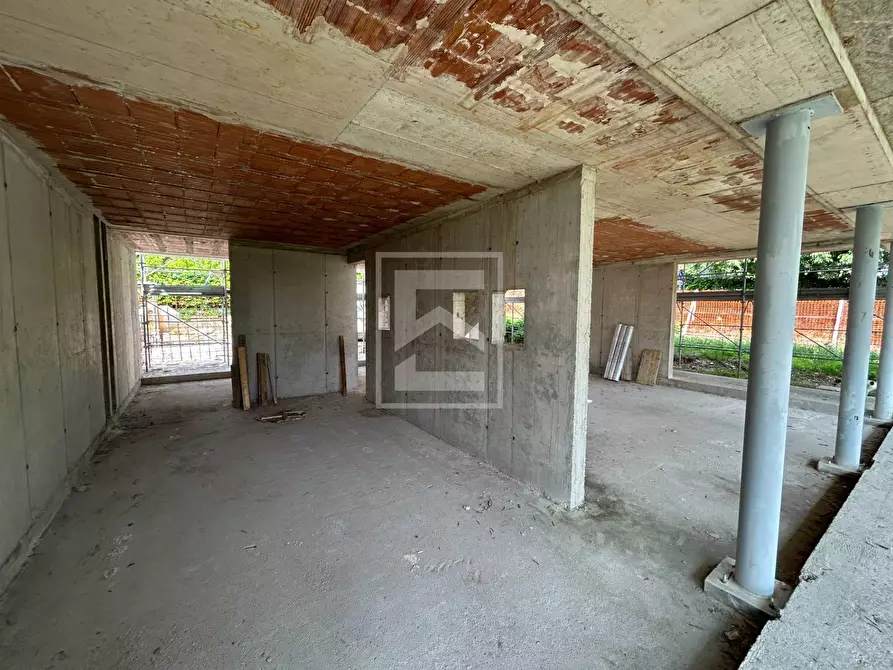 Immagine 14 di Villa in vendita  in via pisenze a Calvagese Della Riviera