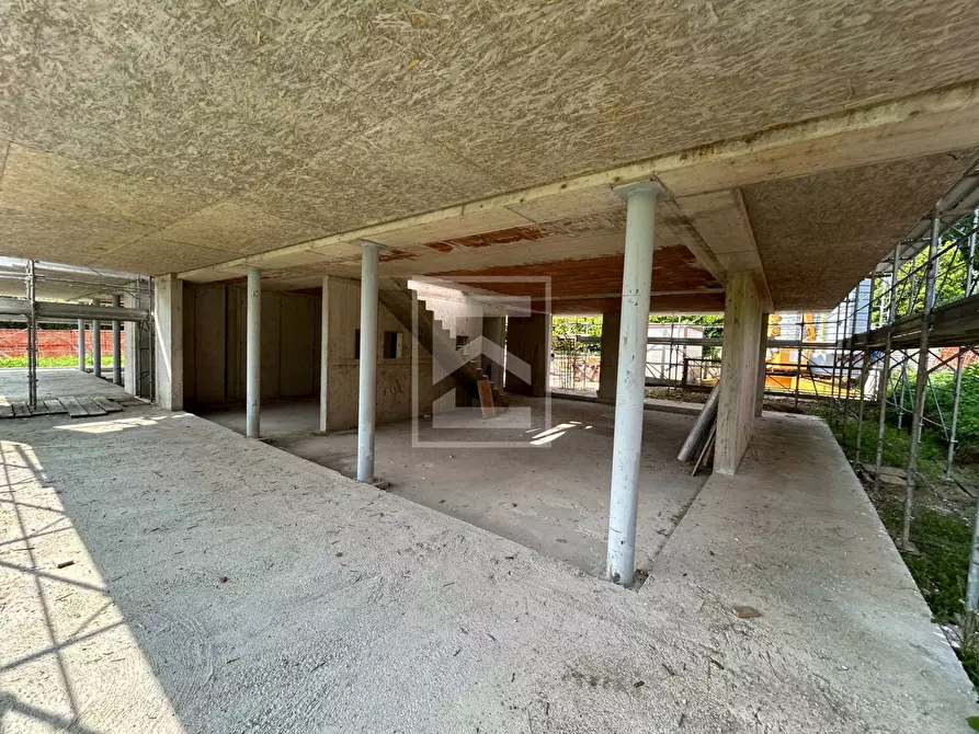 Immagine 17 di Villa in vendita  in via pisenze a Calvagese Della Riviera