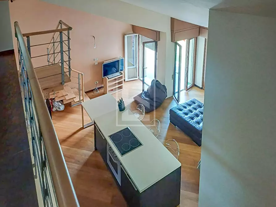 Immagine 10 di Appartamento in vendita  in via Verona a Sirmione