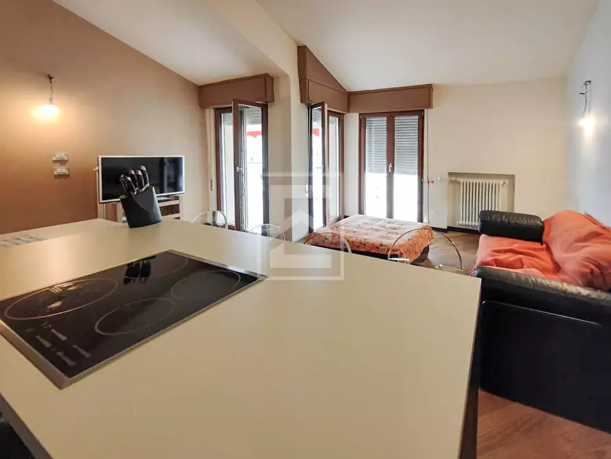 Immagine 7 di Appartamento in vendita  in via Verona a Sirmione