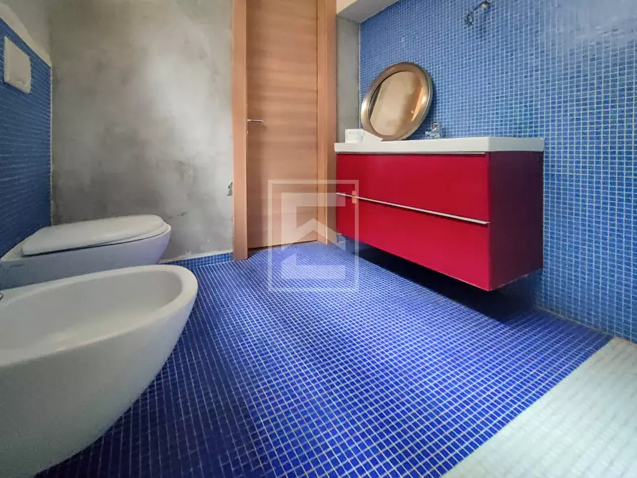 Immagine 16 di Appartamento in vendita  in via Verona a Sirmione