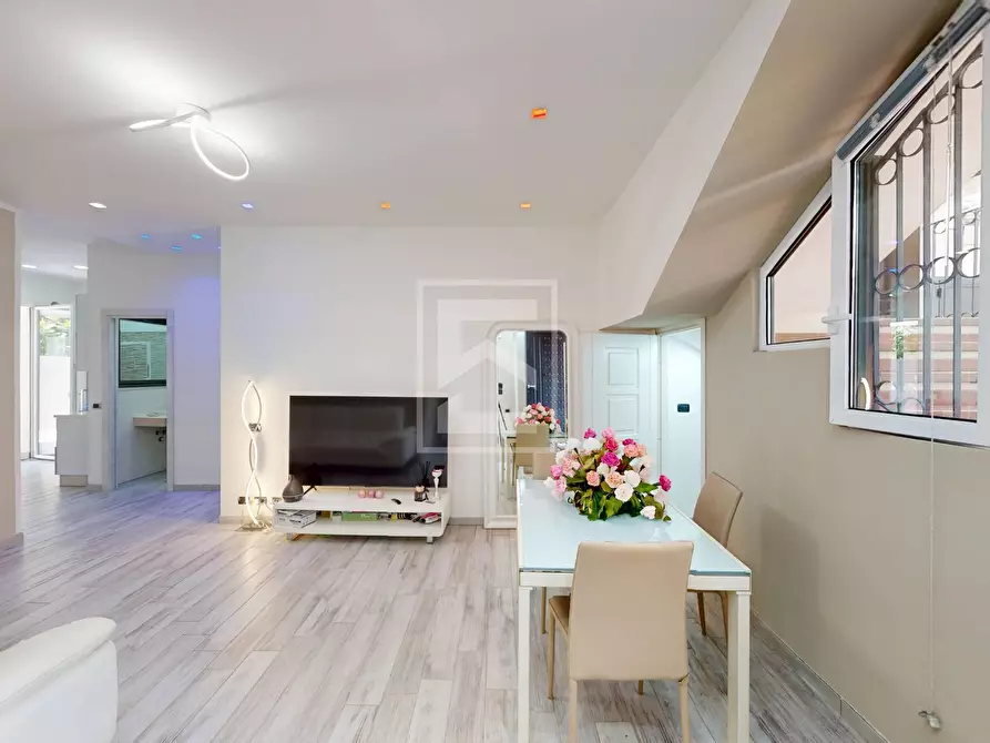 Immagine 3 di Appartamento in vendita  in Via Verona 147 a Sirmione