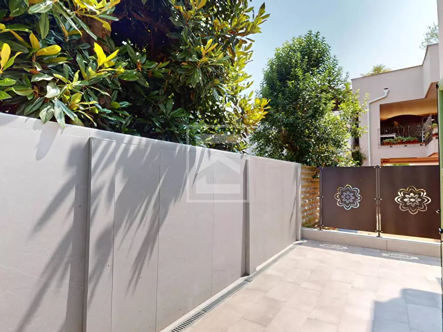 Immagine 25 di Appartamento in vendita  in Via Verona 147 a Sirmione