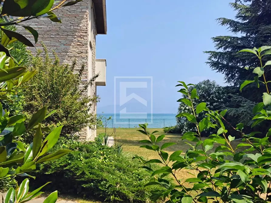 Immagine 27 di Appartamento in vendita  in Via Verona 147 a Sirmione