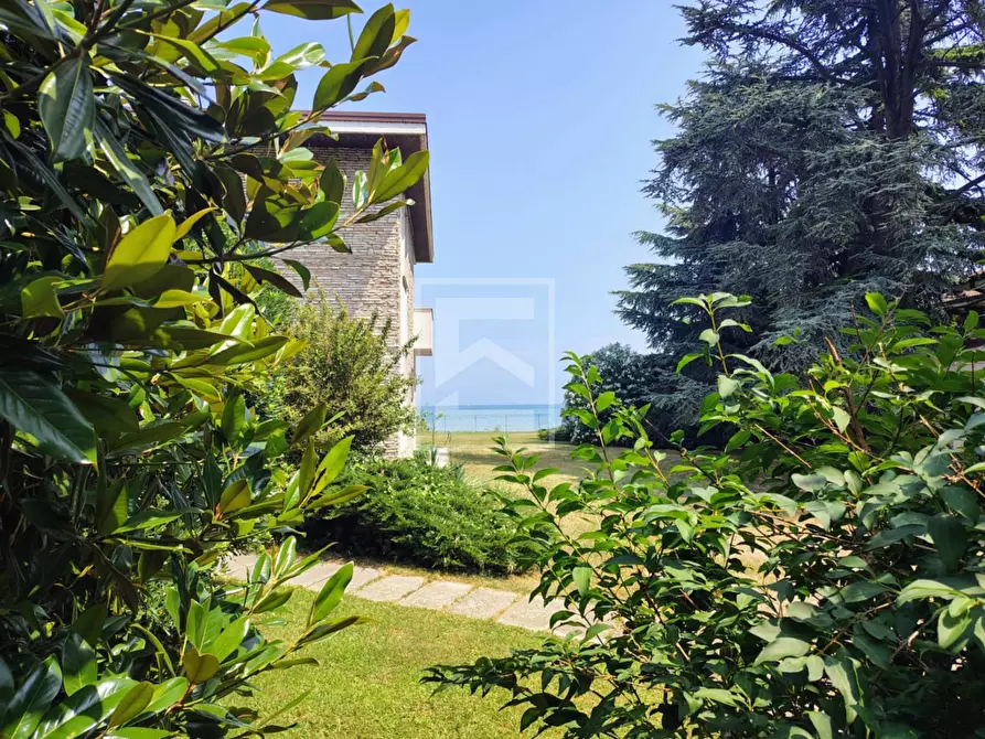 Immagine 28 di Appartamento in vendita  in Via Verona 147 a Sirmione