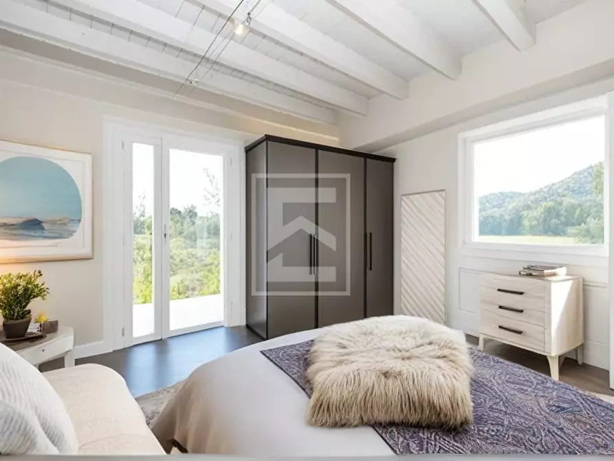 Immagine 12 di Villa in vendita  in Via Tugurio a Lonato del Garda