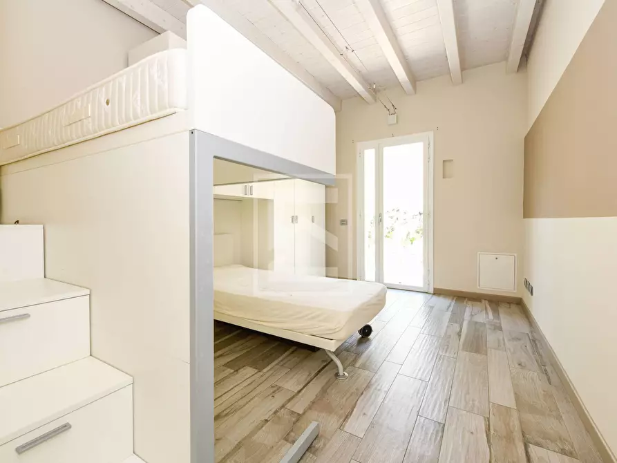 Immagine 24 di Villa in vendita  in Via Tugurio a Lonato del Garda