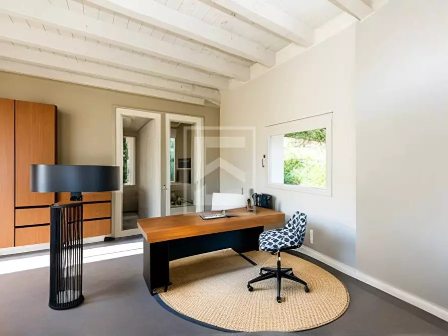 Immagine 25 di Villa in vendita  in Via Tugurio a Lonato del Garda