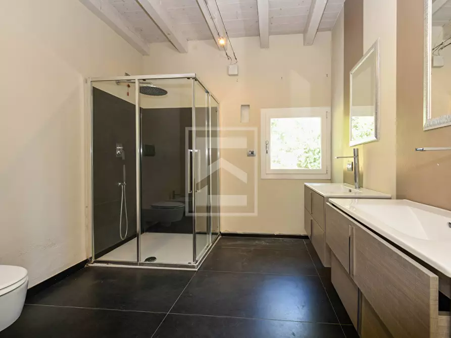 Immagine 36 di Villa in vendita  in Via Tugurio a Lonato del Garda