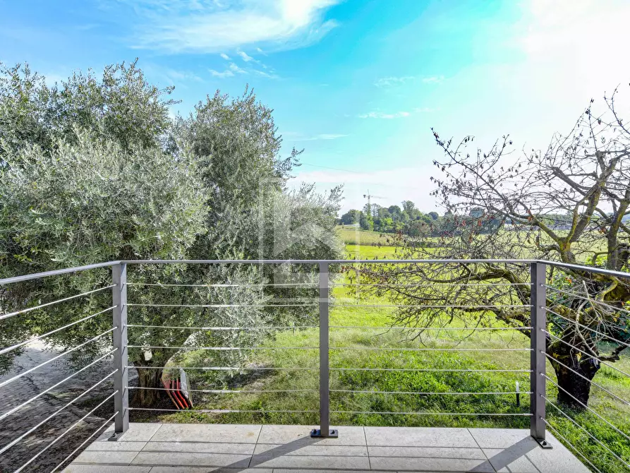 Immagine 39 di Villa in vendita  in Via Tugurio a Lonato del Garda