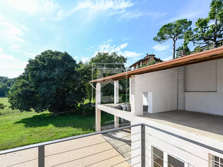 Immagine 40 di Villa in vendita  in Via Tugurio a Lonato del Garda