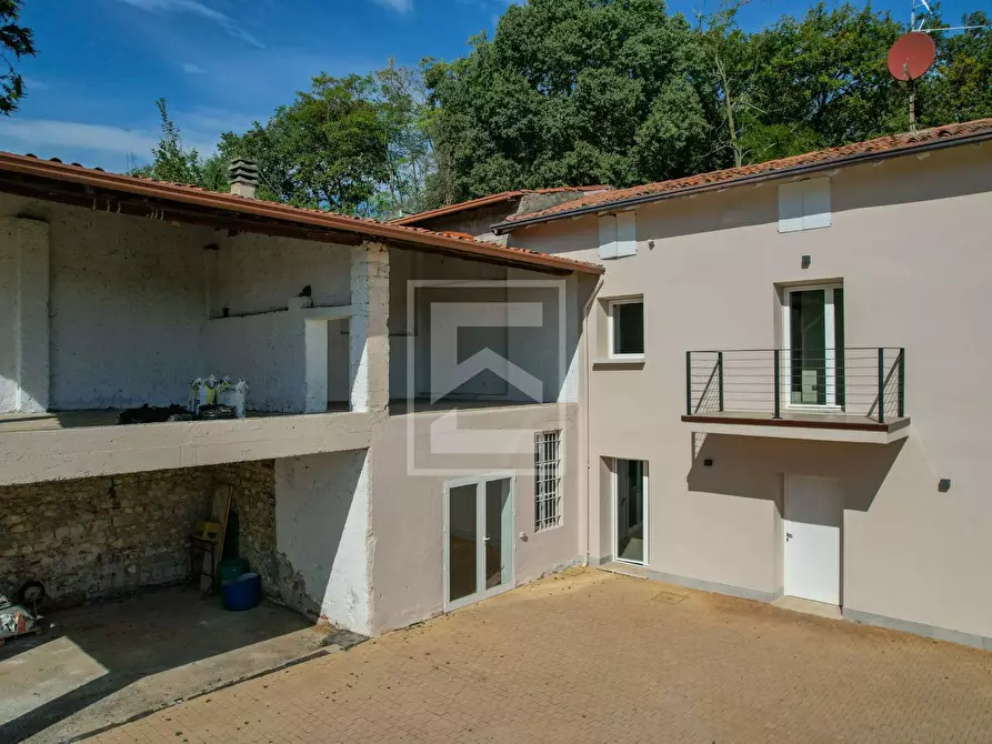 Immagine 44 di Villa in vendita  in Via Tugurio a Lonato del Garda