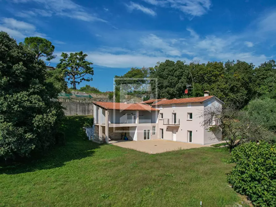 Immagine 47 di Villa in vendita  in Via Tugurio a Lonato del Garda