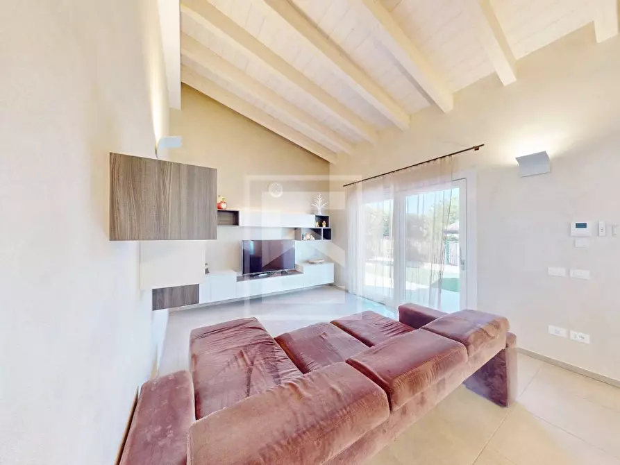 Immagine 12 di Villa in vendita  in Via Centenaro a Desenzano Del Garda