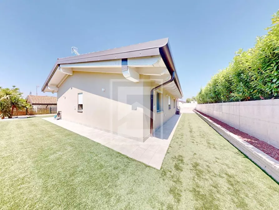 Immagine 16 di Villa in vendita  in Via Centenaro a Desenzano Del Garda