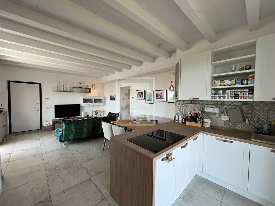 Immagine 11 di Appartamento in vendita  in via del zocco 38 a Calvagese Della Riviera