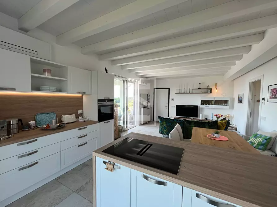 Immagine 12 di Appartamento in vendita  in via del zocco 38 a Calvagese Della Riviera