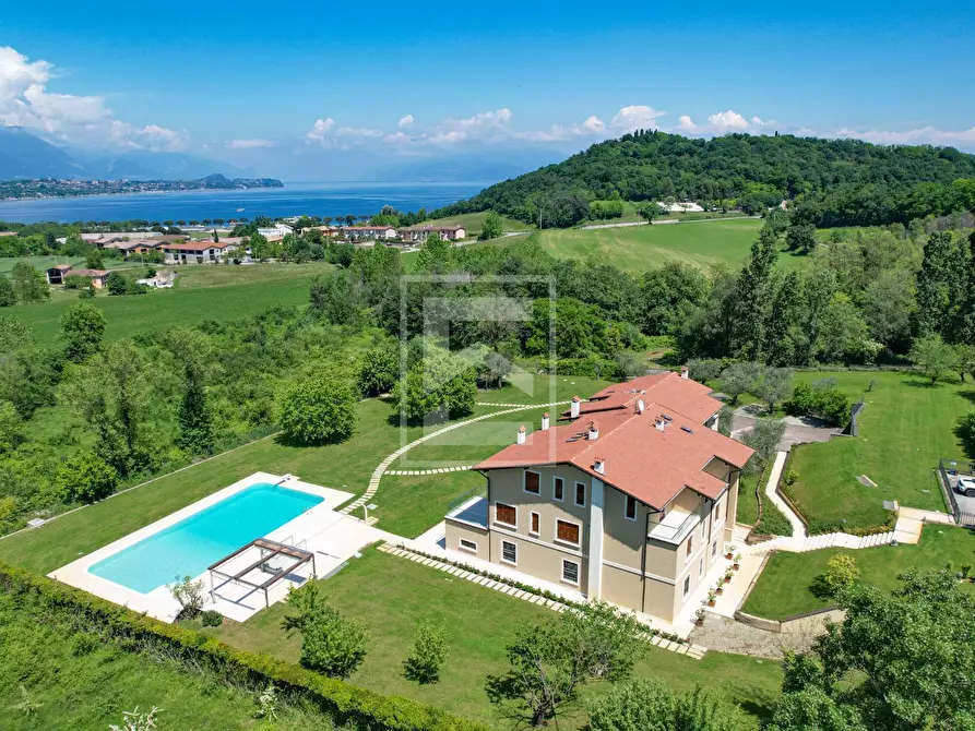 Immagine 47 di Appartamento in vendita  in Località Brodazzo, 1 a Desenzano Del Garda