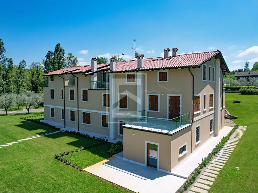 Immagine 48 di Appartamento in vendita  in Località Brodazzo, 1 a Desenzano Del Garda