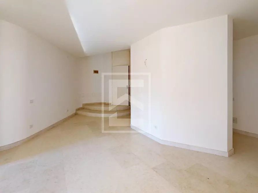 Immagine 13 di Appartamento in vendita  in Località Brodazzo 1 a Desenzano Del Garda