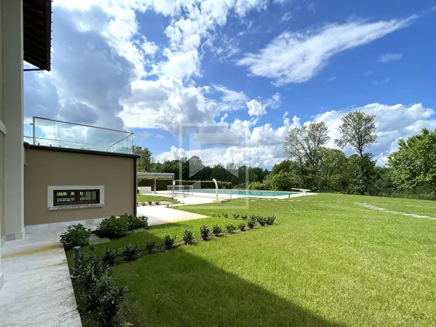 Immagine 24 di Appartamento in vendita  in Località Brodazzo 1 a Desenzano Del Garda