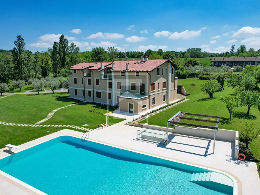 Immagine 29 di Appartamento in vendita  in Località Brodazzo 1 a Desenzano Del Garda