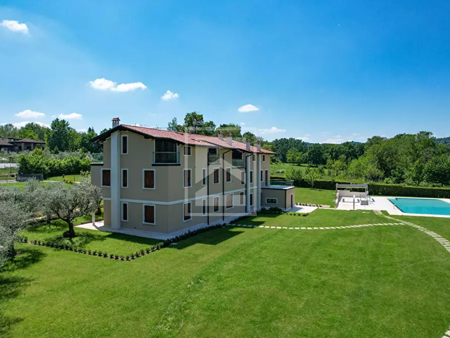 Immagine 44 di Appartamento in vendita  in Località Brodazzo 1 a Desenzano Del Garda