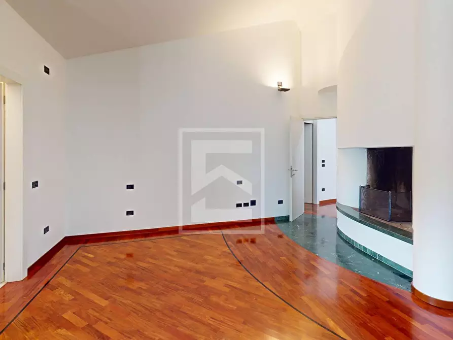 Immagine 24 di Attico in vendita  in Località Brodazzo 1 a Desenzano Del Garda