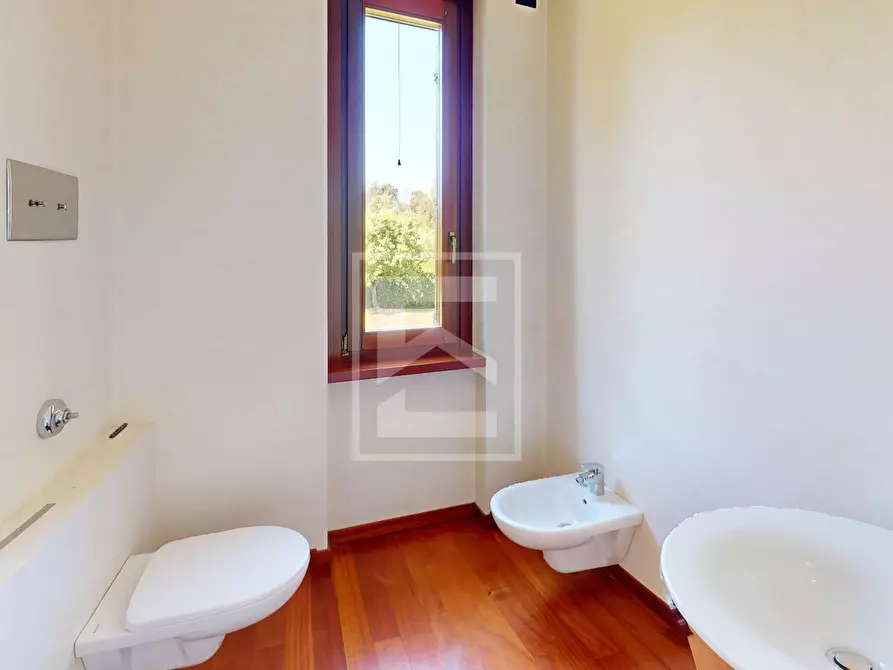 Immagine 34 di Attico in vendita  in Località Brodazzo 1 a Desenzano Del Garda