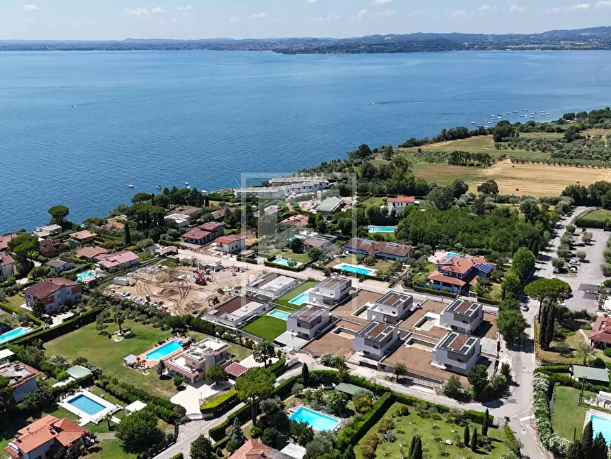 Immagine 1 di Villa in vendita  in Via San Sivino a Calvagese Della Riviera