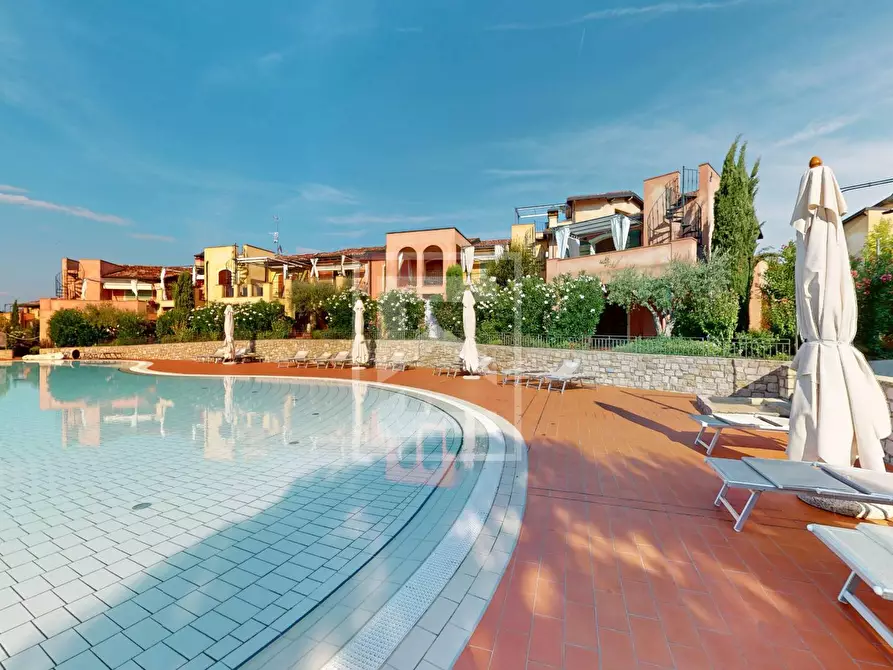 Immagine 22 di Appartamento in vendita  in Via Del Torchio 21 a Manerba Del Garda