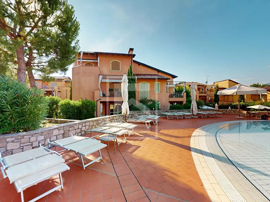 Immagine 25 di Appartamento in vendita  in Via Del Torchio 21 a Manerba Del Garda