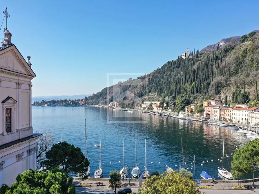 Immagine 10 di Villa in vendita  in via taromina 8 a Toscolano-Maderno