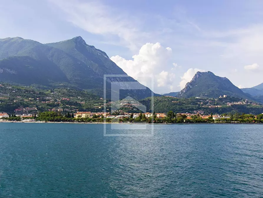 Immagine 18 di Villa in vendita  in via taromina 8 a Toscolano-Maderno