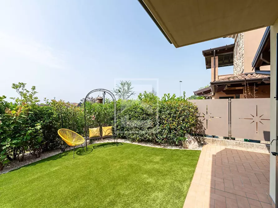 Immagine 5 di Villa in vendita  in Via Sottopassaggio a Calcinato