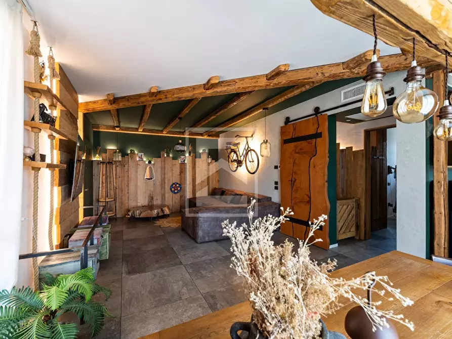 Immagine 15 di Villa in vendita  in Via Sottopassaggio a Calcinato