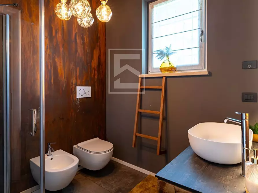 Immagine 24 di Villa in vendita  in Via Sottopassaggio a Calcinato