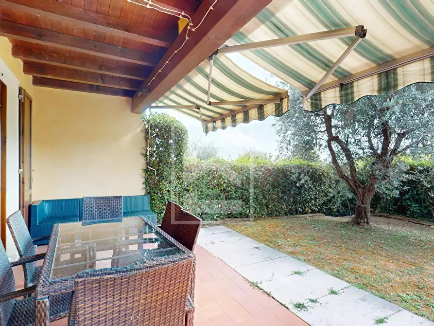 Immagine 15 di Appartamento in vendita  in Via Aldo Moro a Soiano Del Lago