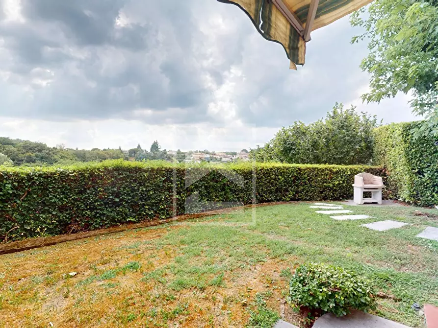 Immagine 21 di Appartamento in vendita  in Via Aldo Moro a Soiano Del Lago