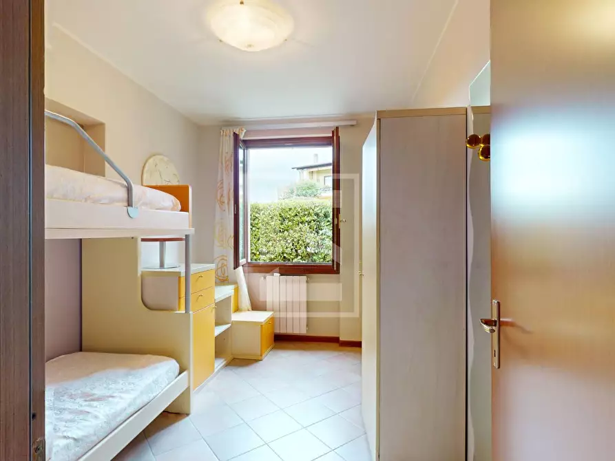 Immagine 24 di Appartamento in vendita  in Via Aldo Moro a Soiano Del Lago