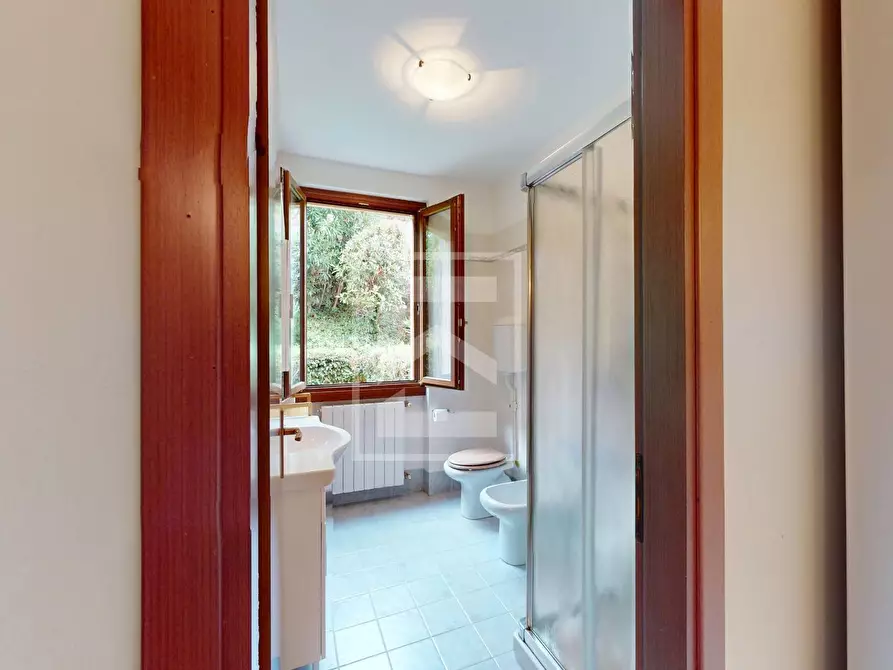 Immagine 33 di Appartamento in vendita  in Via Aldo Moro a Soiano Del Lago